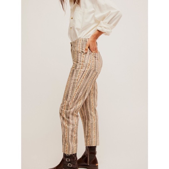NEW FREE PEOPLE Supersonic Printed Slim Pants / Farmhouse Grey Combo  Size: 4 - Picture 3 of 8